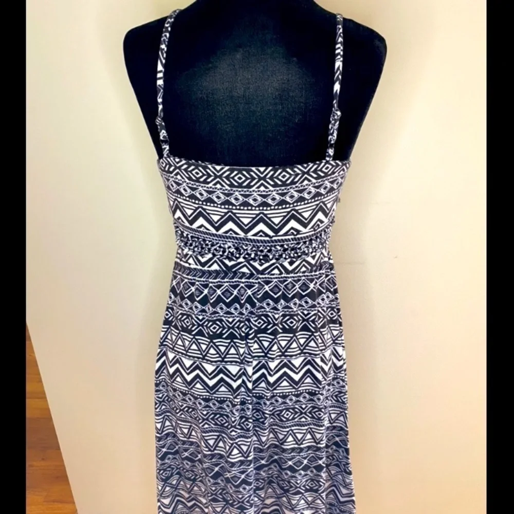 Maxi High-Low Dress - Picture 2 of 4